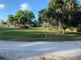 1728 Lakeshore Dr, Lorida, FL 33857