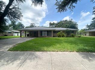 207 Foreman Dr, Lafayette, LA 70506