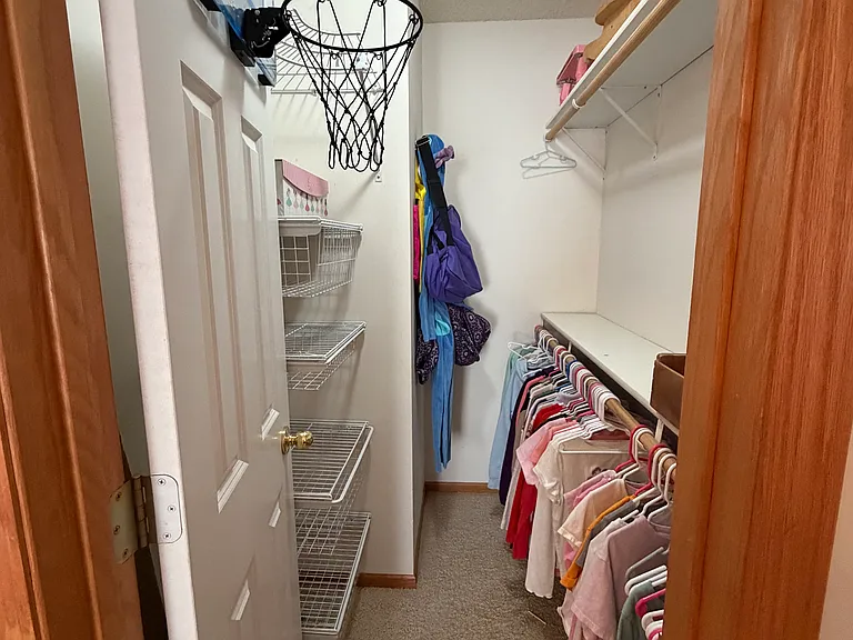 8920 Pheasant Ln — Photo 14