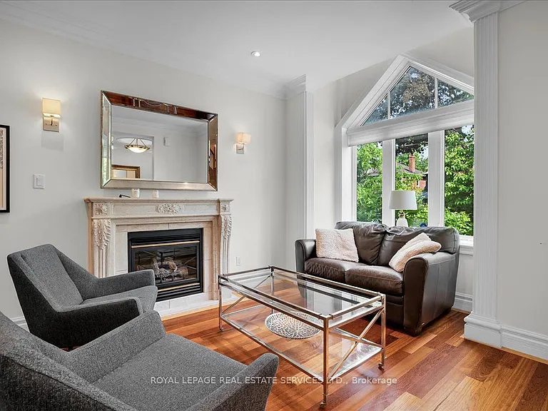 85 Bedford Park Ave — Photo 6