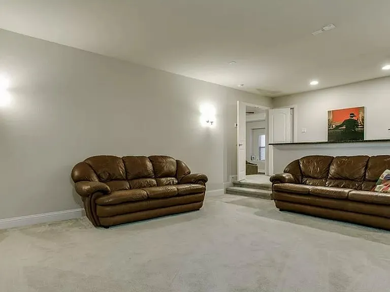 4639 Canal St — Photo 10