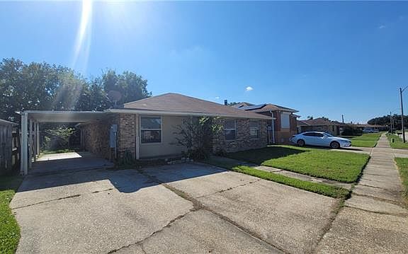 2nd image of 5122 Wentworth Dr