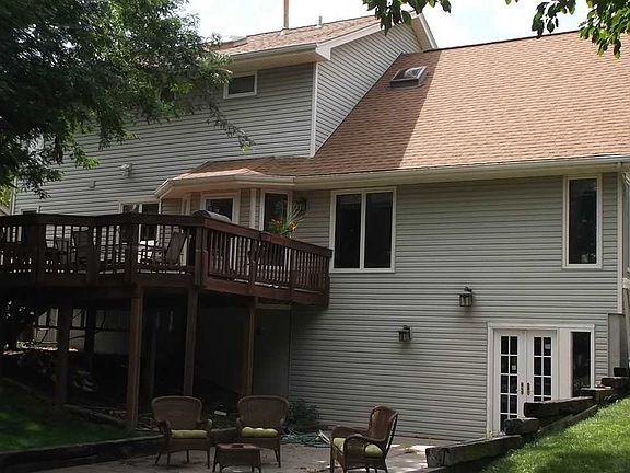 2nd image of 925 Edgewood Blvd