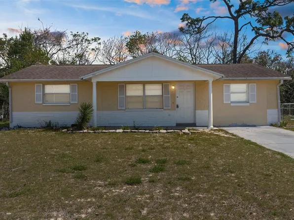 11902 Oceanside Dr, Port Richey, FL 34668