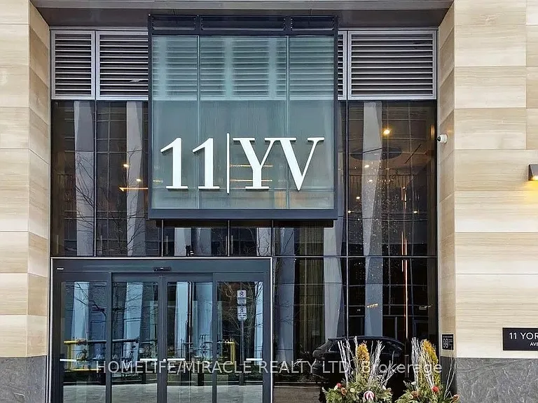 11 Yorkville Ave #2201 — Photo 4