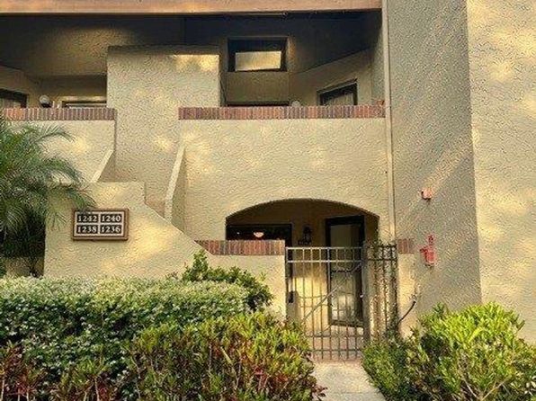 1236 Saint Tropez Cir
