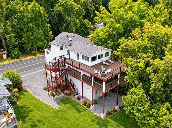 15861 River Road, Guerneville, CA 95446