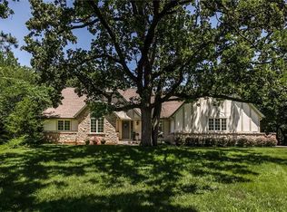 1300 E South St, Harrisonville, MO 64701