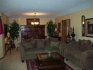 2nd image of 2812 N Meridian Ct
