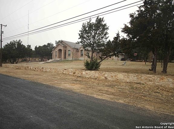 3rd image of 27053 Sherwood Forest Dr