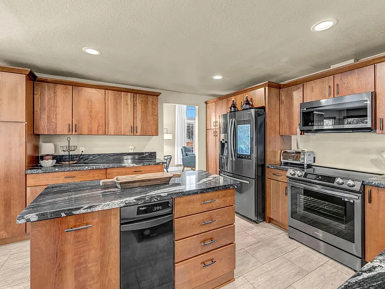 5045 Pradera St — Photo 8