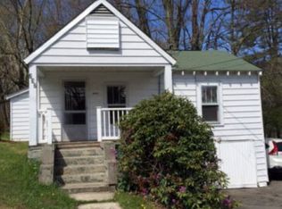 232 Flat Top Rd, Shady Spring, WV 25918