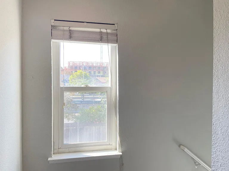 5090 Plaza Corona — Photo 9