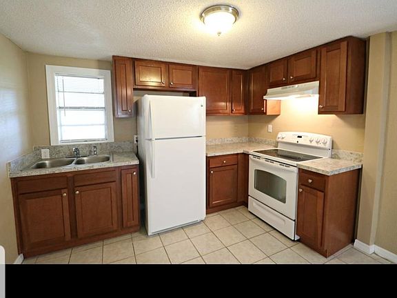 2nd image of 5160 107th St