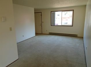 1272 Santiam St E, Stayton, OR 97383