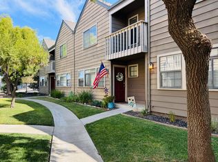 170 Gibson Dr APT 25, Hollister, CA