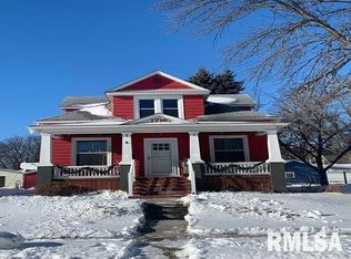 1716 Davie St, Davenport, IA