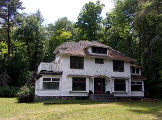 192 Park Ave, Saranac Lake, NY 12983