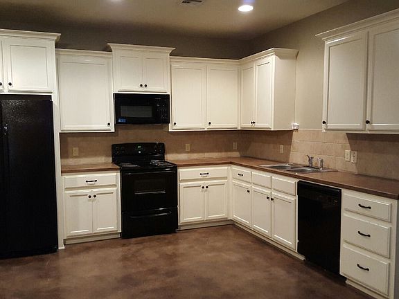 4 Kitchen