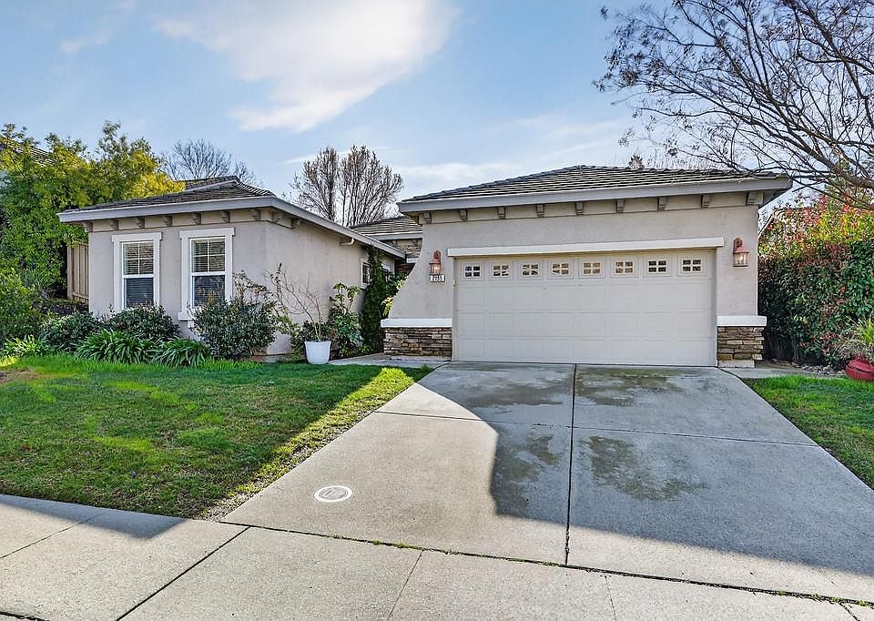 1st image of 2195 Palomino Ct
