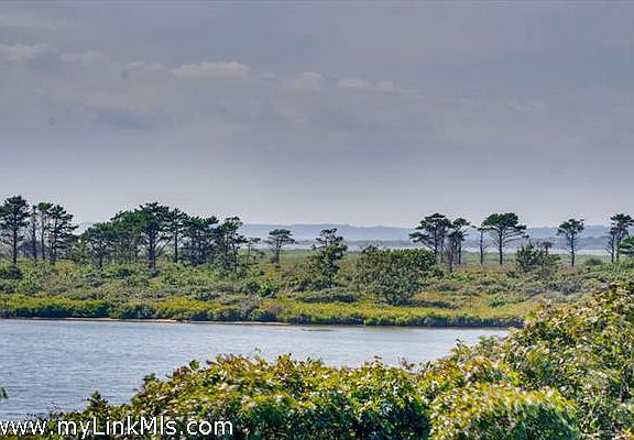 South Shore Martha's Vineyard water views