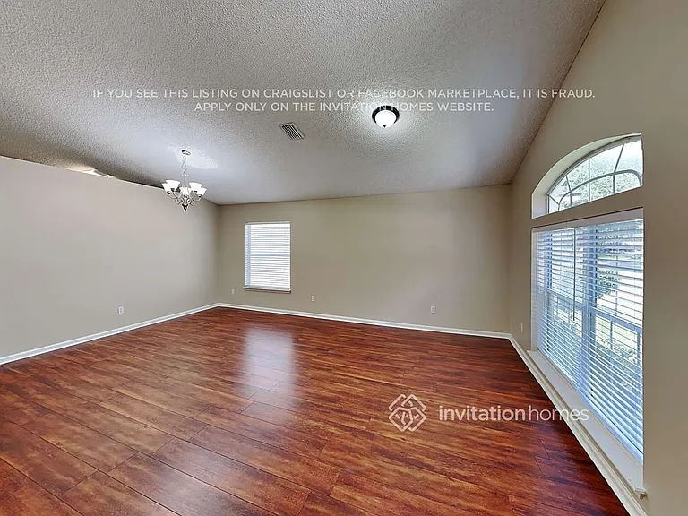 1325 River City St — Photo 6