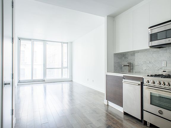 4th image of 11-35 45th Ave #3DD