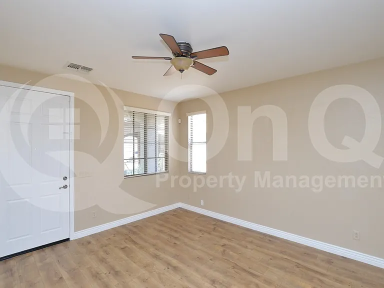 4249 E Santa Fe Ln — Photo 10