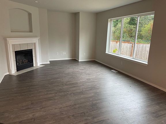 3rd image of 16511 129th Avenue Ct E