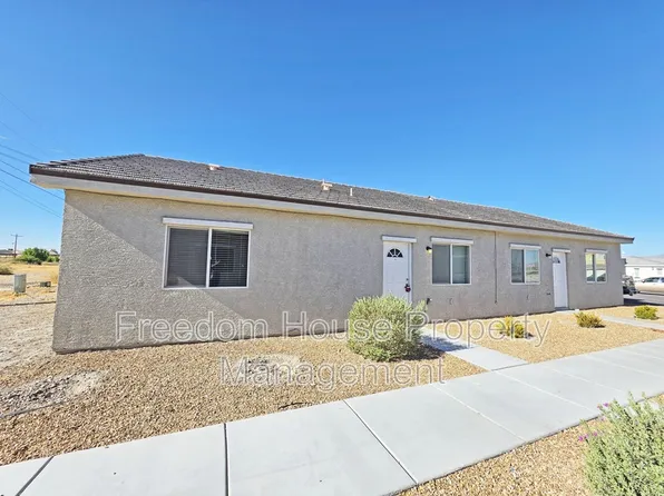 1121 Sixshooter Ave, Pahrump, NV