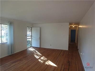5th image of 3240 Hovey St