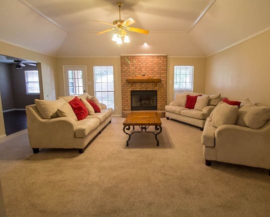 2nd image of 608 Wheatland Dr