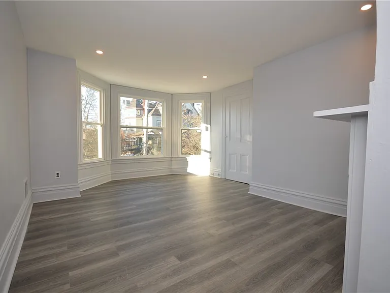 115 Meade Ave — Photo 14