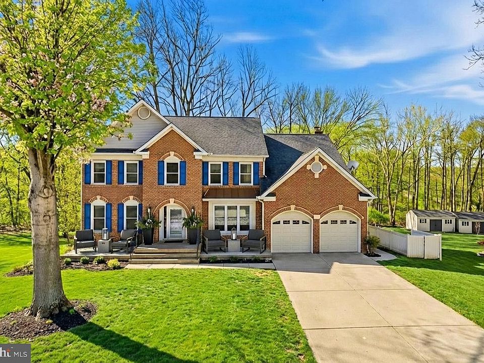 1st image of 6111 Omar Ct