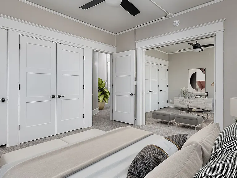 Elegant Renovation! HUGE 1 Bed 1 Bath Available Now! — Photo 23