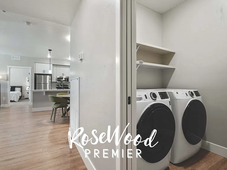 Rosewood and Rosewood Premier — Photo 26