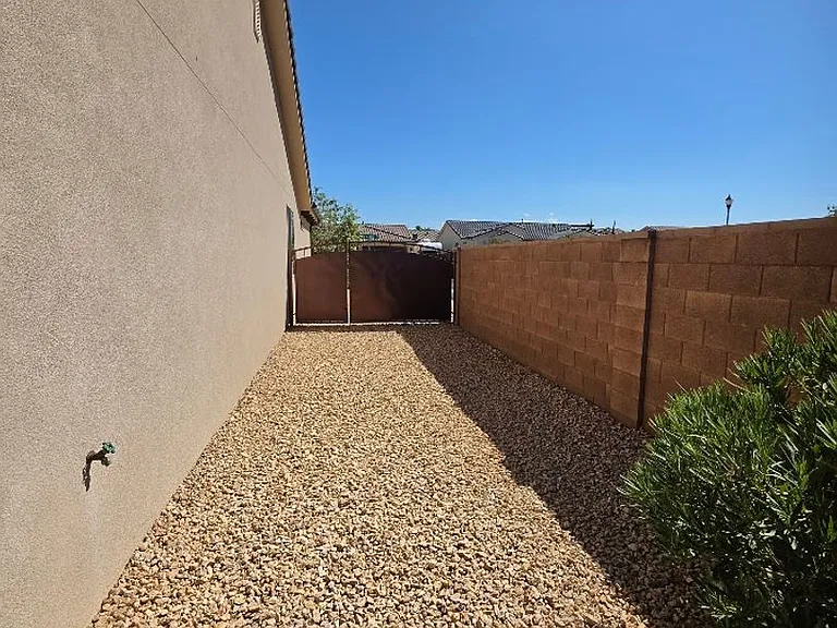 106 W Via Modelo — Photo 30