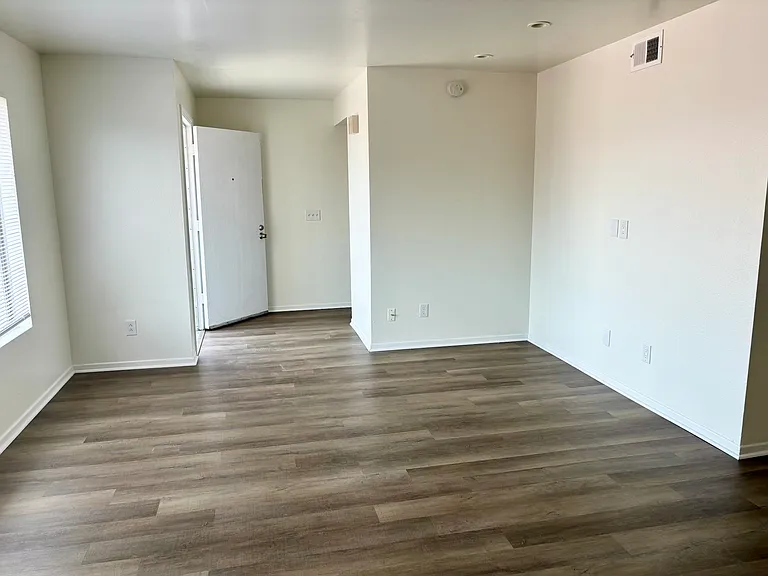 9885 Caspi Gardens Dr #8 — Photo 7