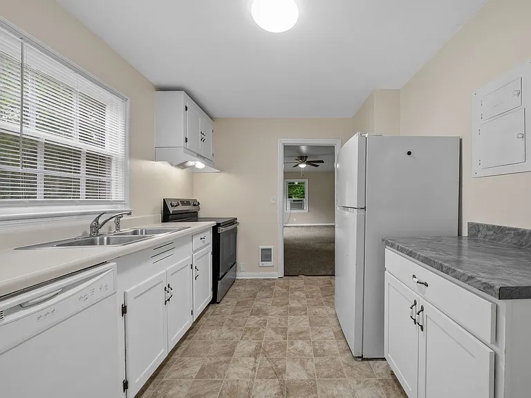 443 Gary Hills Dr — Photo 13