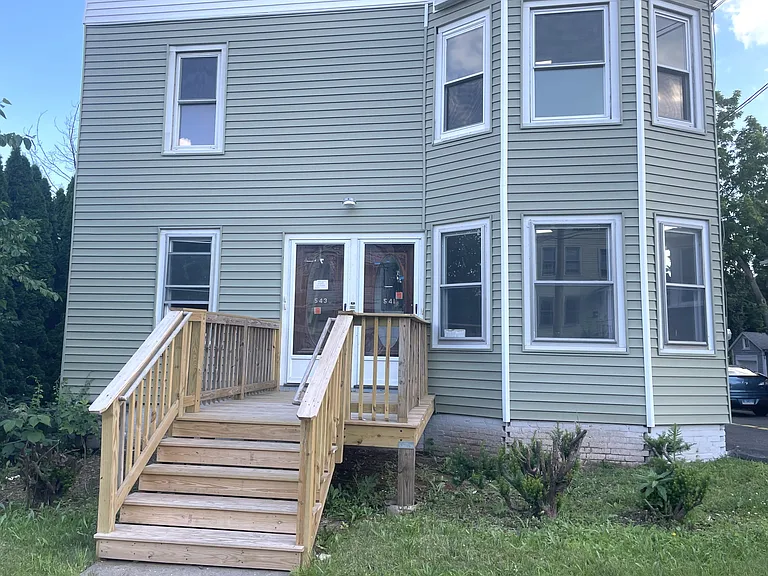 541 Church St #3 — Photo 11