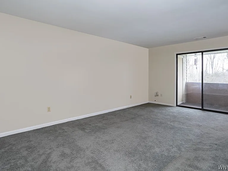 45 Bee Hunter Ct #D — Photo 3
