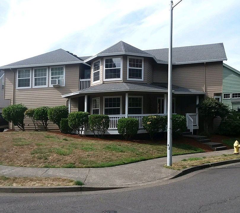 2nd image of 14664 SE Territory Dr