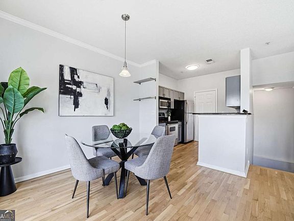 5th image of 1150 Collier Rd NW #1R