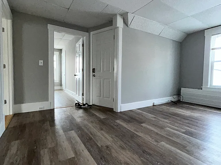 359 Belmont St #3 — Photo 9