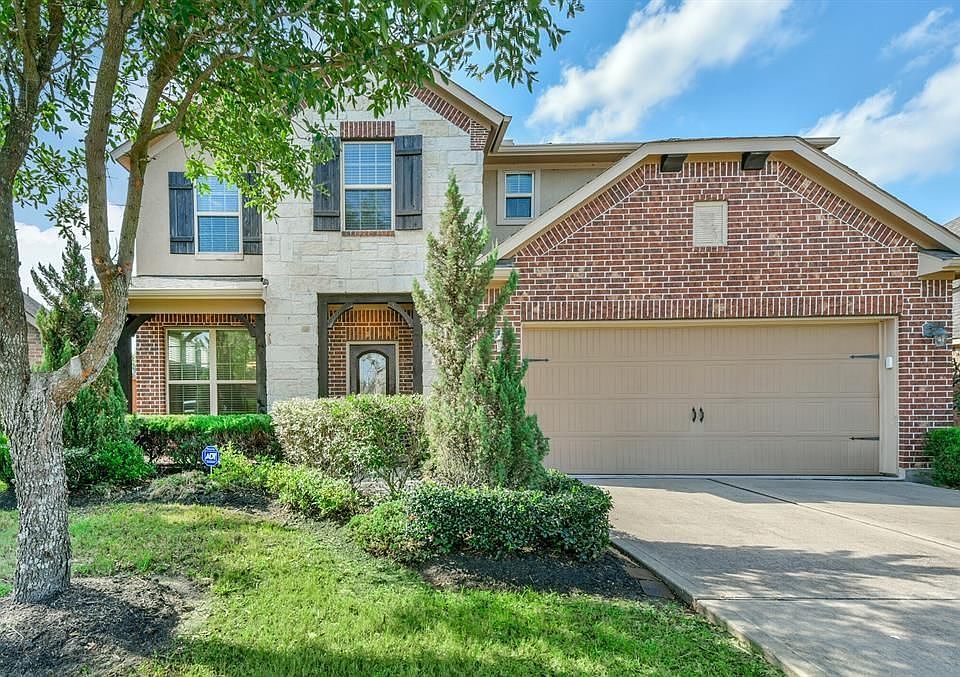 1st image of 17634 Quiet Shores Dr
