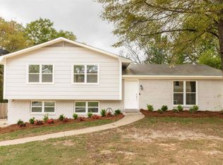 732 Crosscreek Trl, Pelham, AL 35124