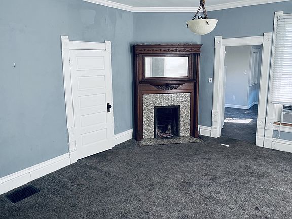 3rd image of 901 W State St #2