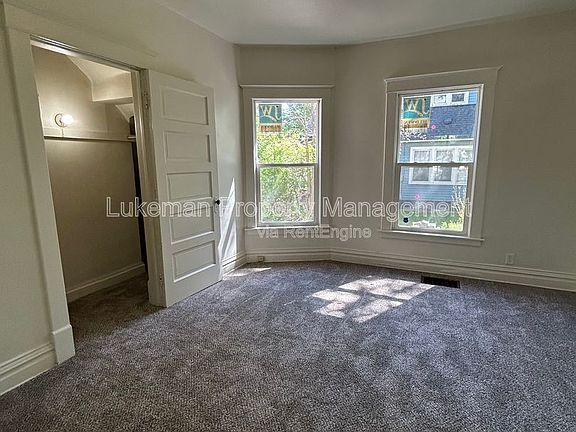 5th image of 1104 Washington Ave Unit 1