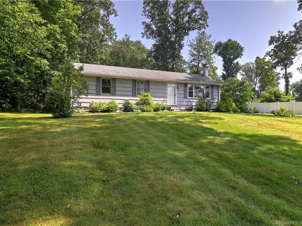 75 Julian Drive, Hamden, CT 06518