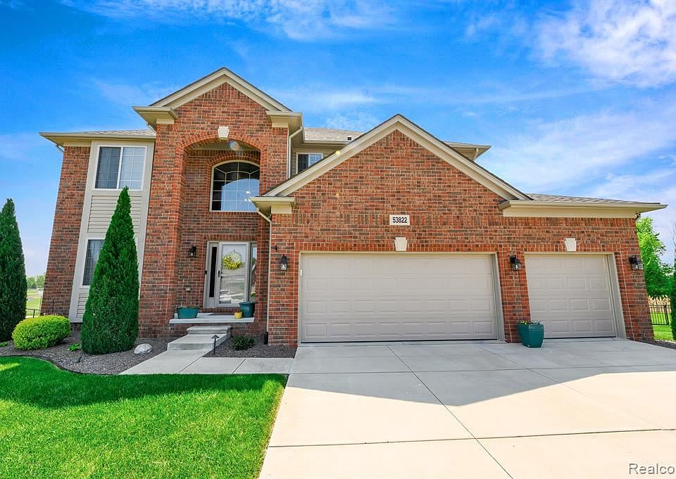 1st image of 53822 Connor Dr